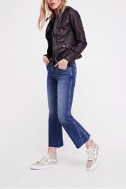  Rita Crop Flare