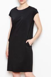  Sleeveless Pocket Dress