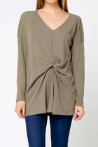  Twist Front Top