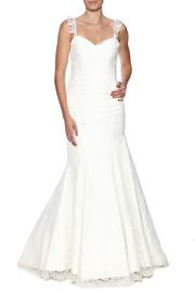  Elizabeth Gown