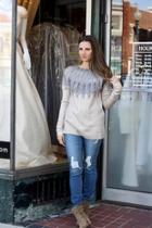  Metalic Detail Sweater