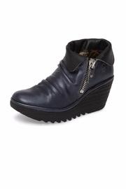  Yoxi Wedge Booties