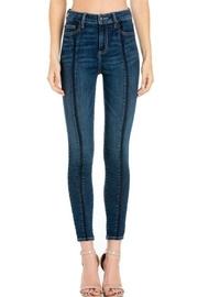  Front-seam Skinny Jeans