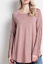  Trim Sleeve Top