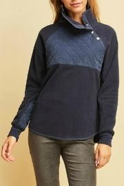 Quilted Fleece Pullover
