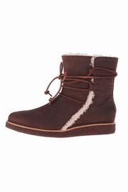  Ugg Luisa Boots