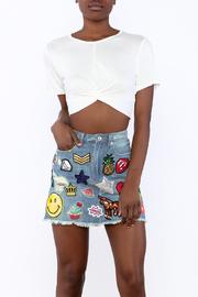  Twist-knot Cropped Tee