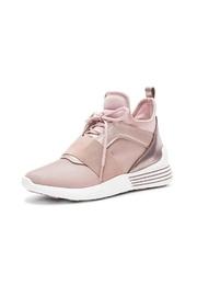  The Braydin Sneaker