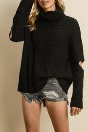  Cold Elbow Sweater