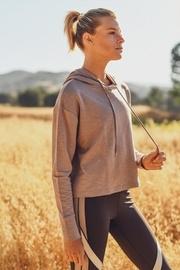  Cropped Boxy Hoodie