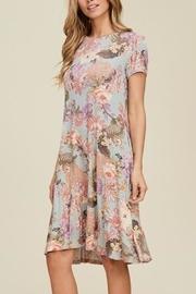  Vintage-look Floral Dress