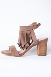  Kissy Heel