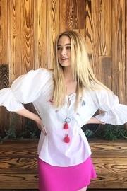  Carola Embroidered Top