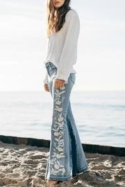  Fare Embroidery Jeans