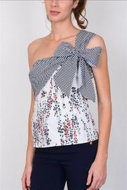 One-shoulder Ribbon Top