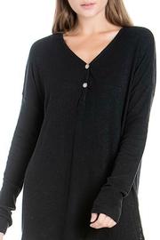  Button Basic Top