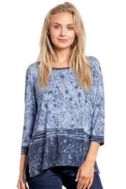  Contrast Floral Tunic