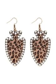  Arrow-head-shape Leopard-dangle-earrings