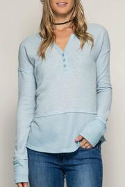  Contrast Button Up