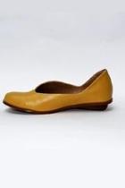  Classic Vegan Shoe