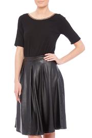  Long Black Top