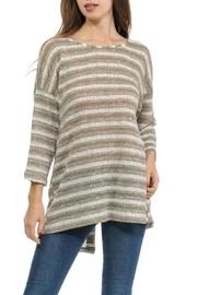  Stripe Button-back Top