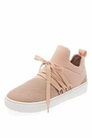  Lancer Sneakers