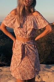  Sahara Off-shoulder Top