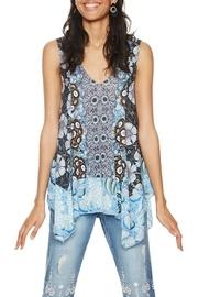  Aeryn Sleeveless Tunic