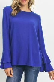  Tiered Ruffled-sleeve Top