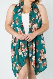  Plus Floral Vest