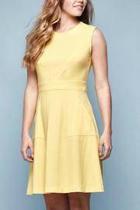  Daisy Yellow Dress