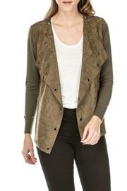  Grommet Cardi