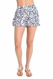  Camellia Breezy Short