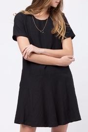  Back Keyhole Black Dress