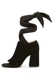  Bowline Ribbon Wedge
