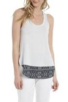  Light Sleeveless Top
