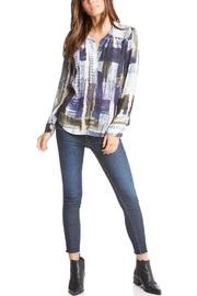 Open Placket Top