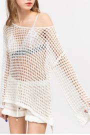  Mesh Bell Sleeve Top