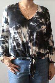  V-neck Tie Front Top