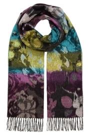  Autumnal Scarf Berry