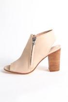  Sancia Mule Heel