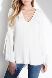  Tie Flare Sleeve