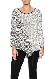  Fun White Black Top
