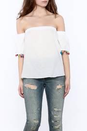  Ama Pompoms Top
