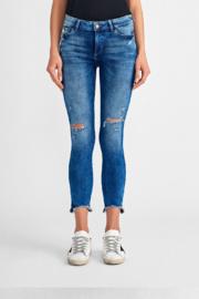  Emma Low Rise Skinny Jean Baxter