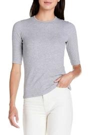  Tara Tee