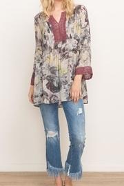  Fabulous Floral Top