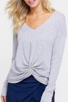  Knot Hem Top