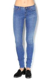 Low Rise Jegging